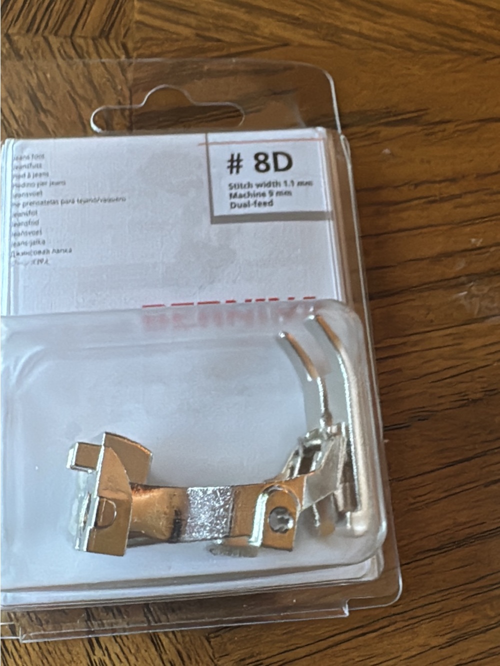 Genuine Bernina 8D foot. For sewing jeans or very thick fabrics.